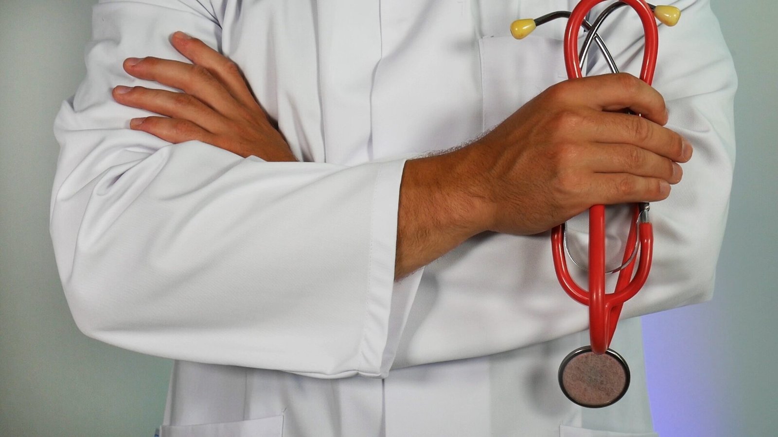 How to select the best health insurance coverage in 2023