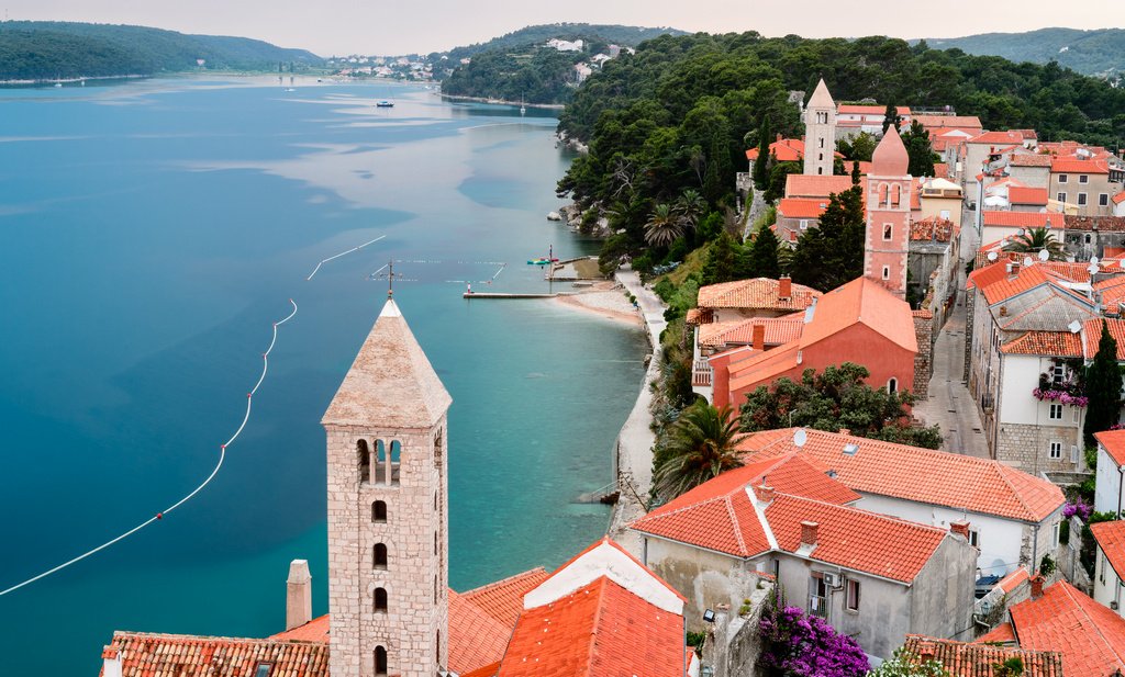 Dubrovnik Old Town offers a gorgeous mix of beauty and history!