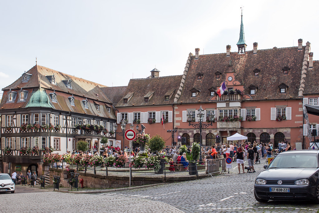 An image of the Place de l'Hôtel de Ville in the Alsace region.