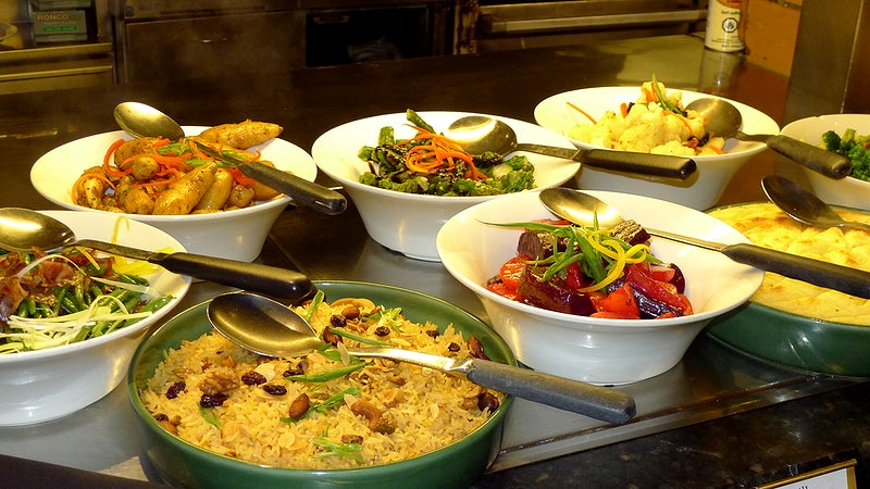 A buffet consisting of Bahamas dishes.