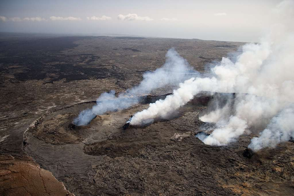 An image of steam vents within the Hawaii Volcanoes National Park.