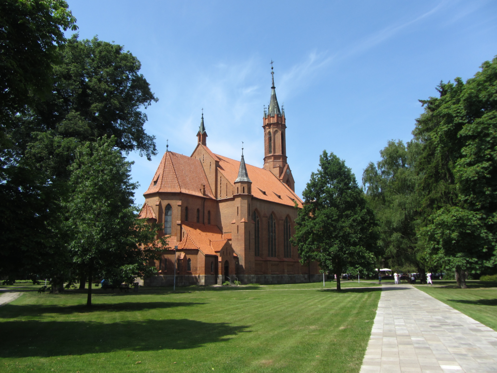 An image of a cathedral in Druskininkai.