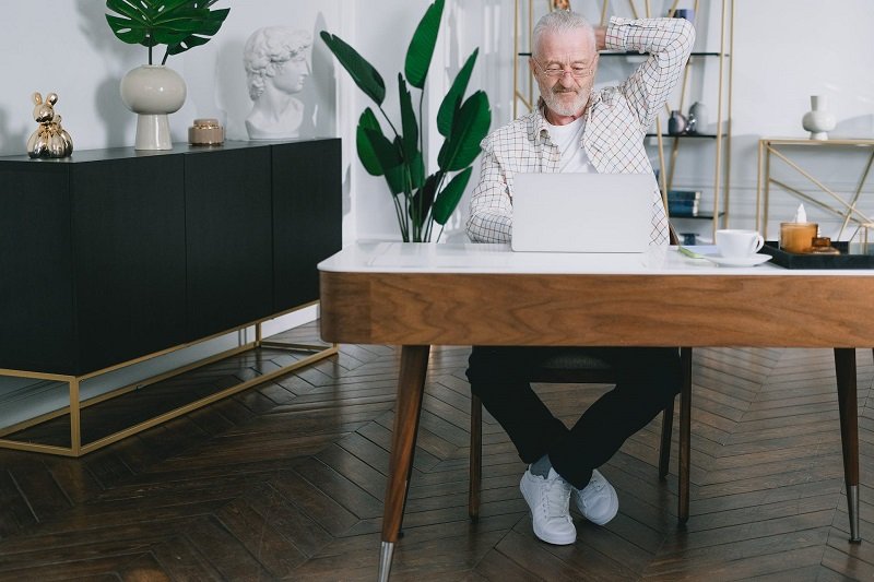 Retired professional writers have excellent chances for entry-level remote work opportunities.