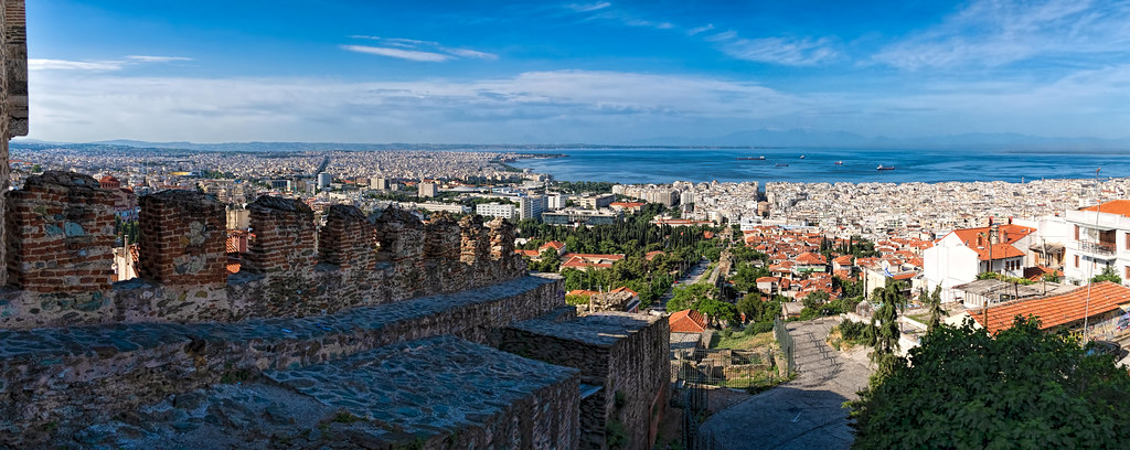 A panoramic view of Ano Poli.