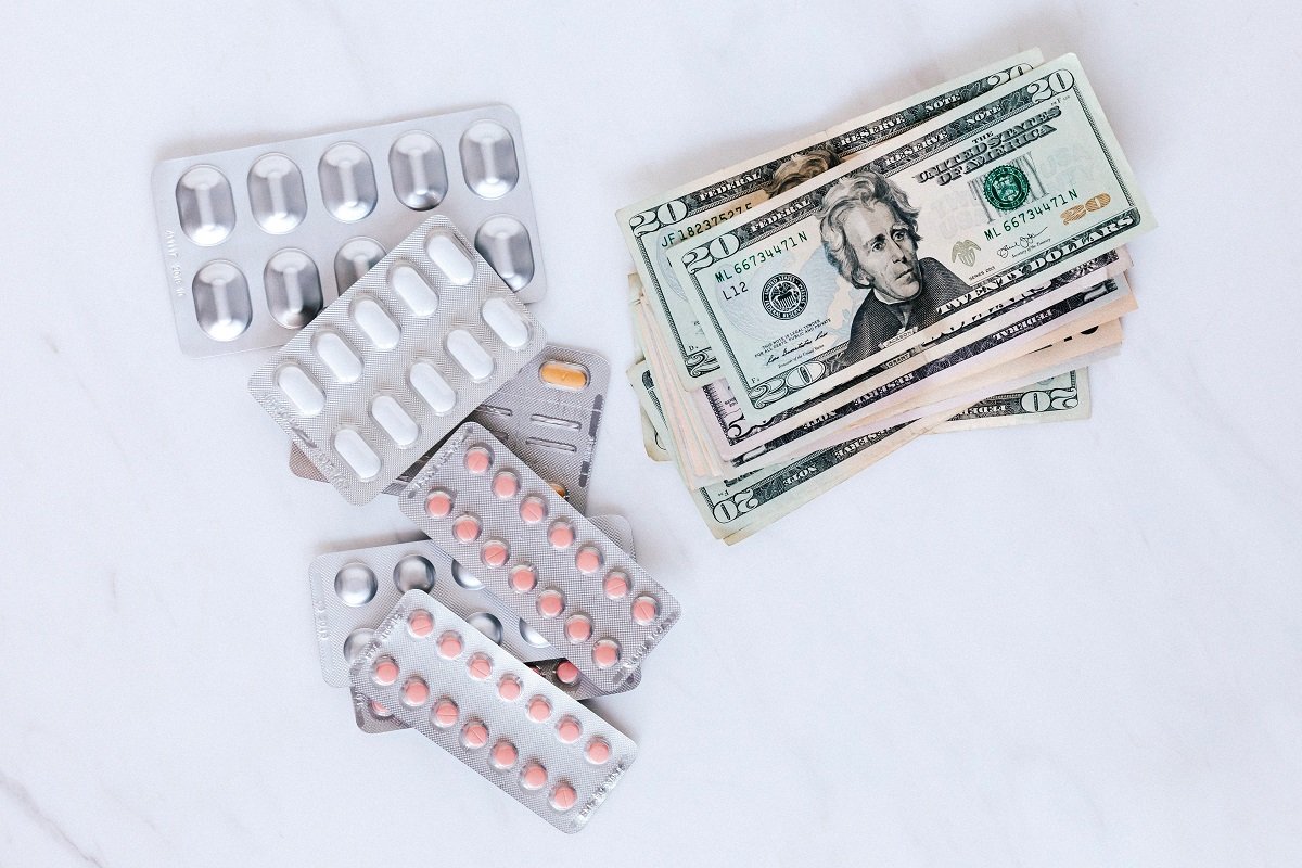 Save on health insurance costs and healthcare in retirement