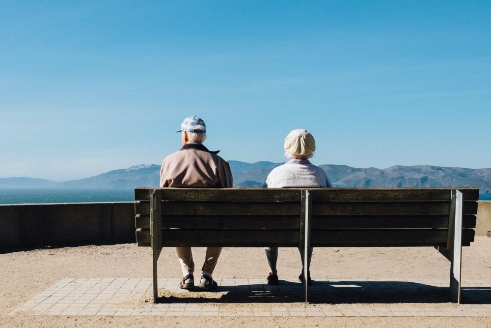 An image of a senior couple.