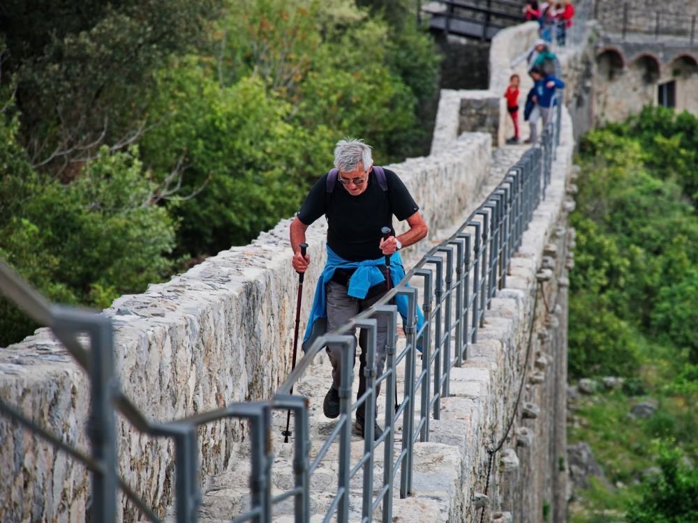 Senior Singles Travel: Top Tips, Destinations, and Benefits